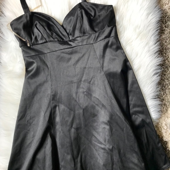 Black forever 21 halter top dress - Picture 1 of 5